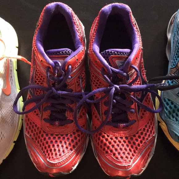 Bundle - Picture 3 of 7